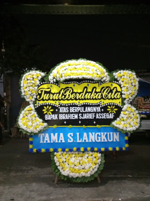 Papan Bunga Duka di Gunung Malela